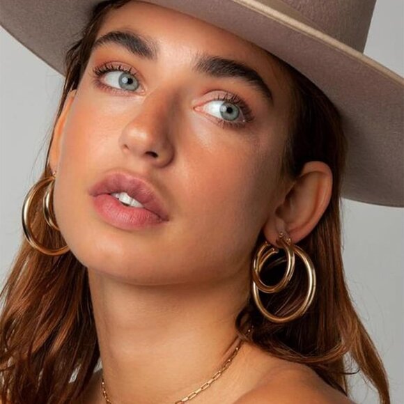 Women 42 Pairs Gold Multipack Twisted Statement Hoop Earrings Set - Picture 2 of 6